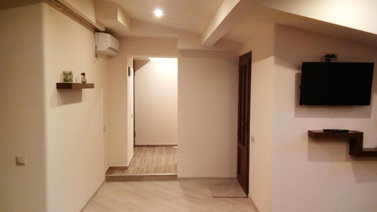 Lily'S Apartment Yerevan Exterior photo